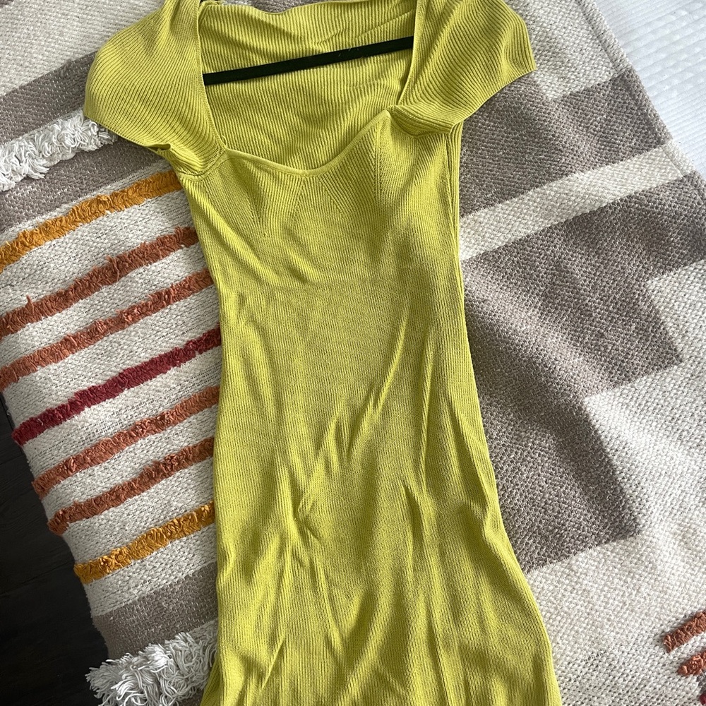 Green Bodycon Mini Dress with Flutter Cap Sleeves